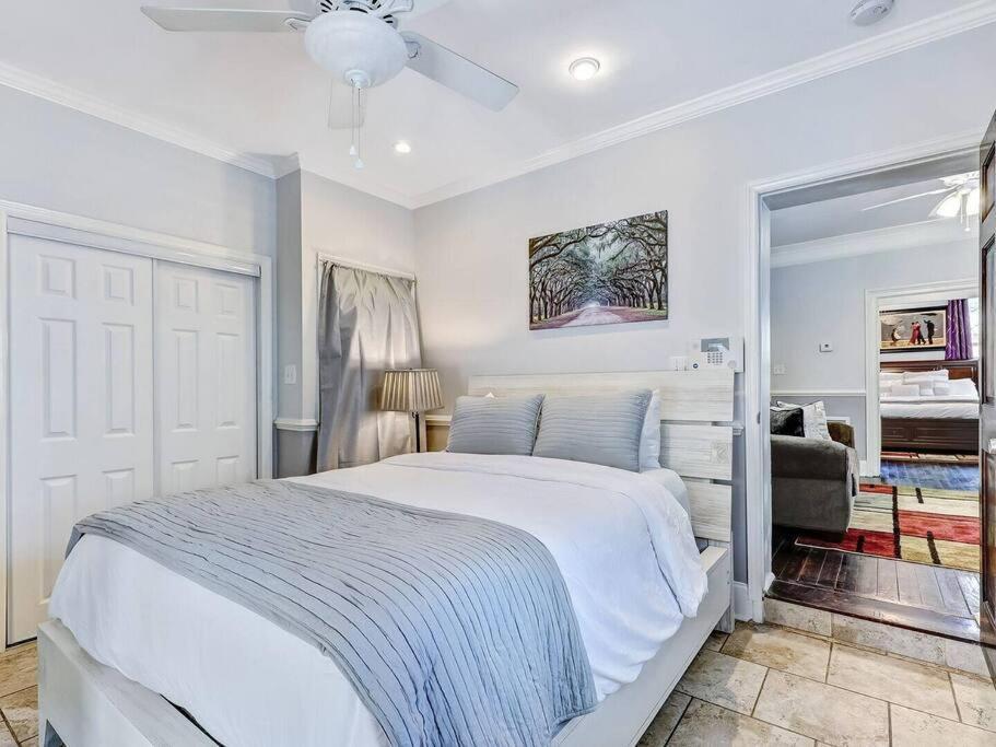 Historic Savannah Gold Private Condo With Pool - 2Bed, 1&Half Bath, Sleeps 6, 1St Floor, 15 Min Walk To Historic Savannah Center And All Attractions Extérieur photo