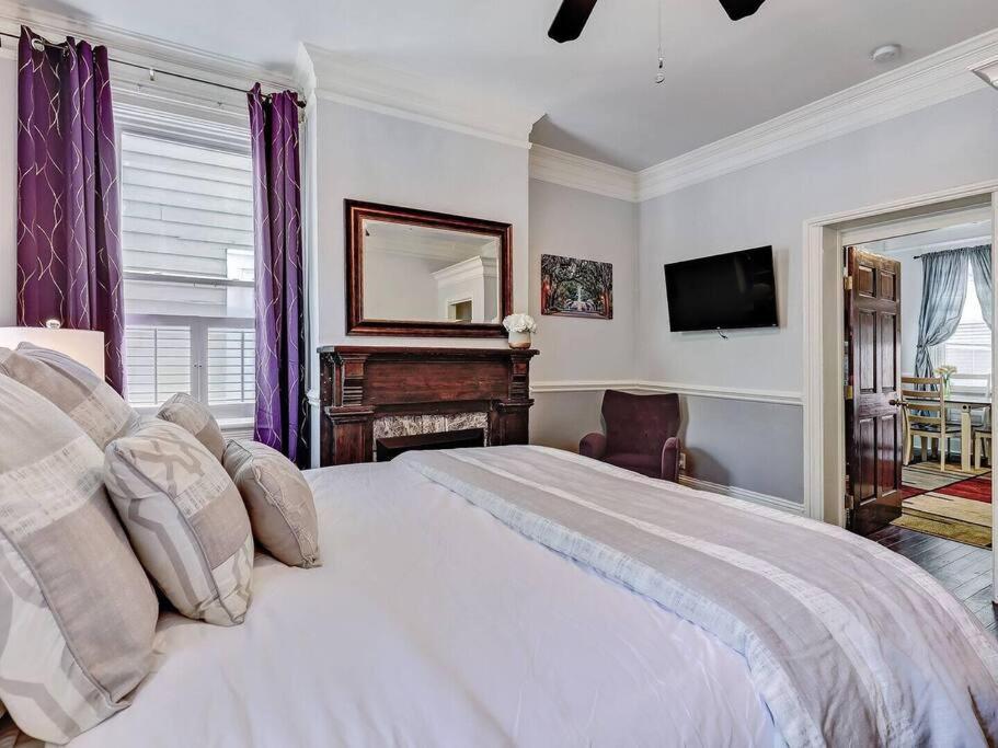Historic Savannah Gold Private Condo With Pool - 2Bed, 1&Half Bath, Sleeps 6, 1St Floor, 15 Min Walk To Historic Savannah Center And All Attractions Extérieur photo